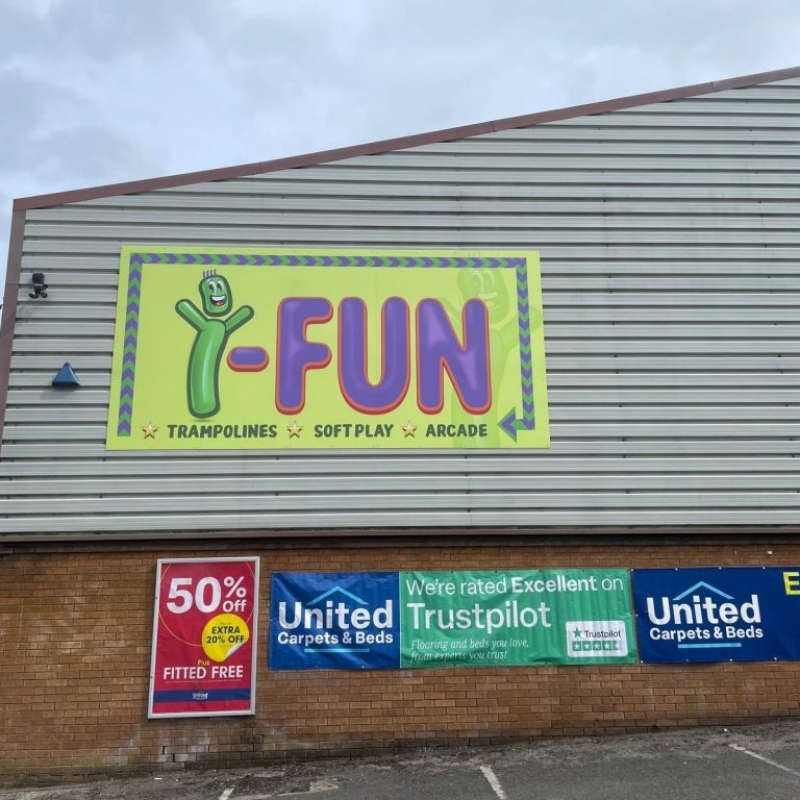 i-Fun Directional Sign